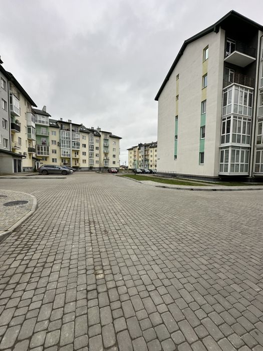 Продаж квартири в. Весняна