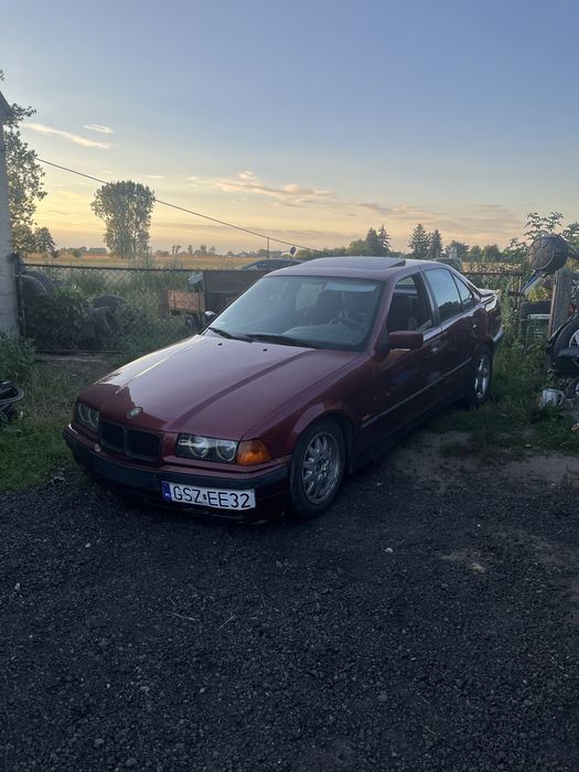 Bmw e36 sedan 1.6