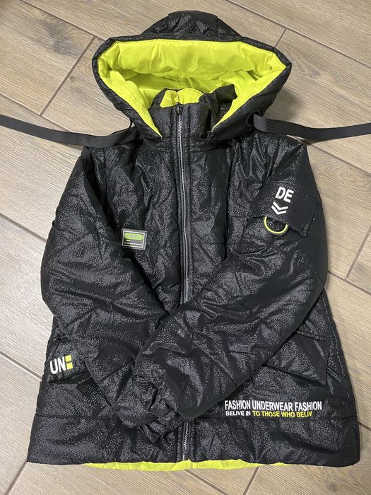 Куртка демісезон на дівчинку 7- 9 років ()