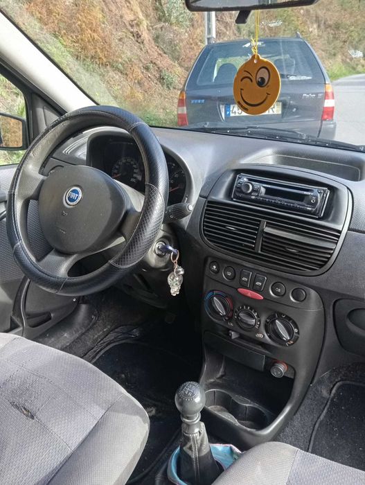 Fiat punto 2004 cinza