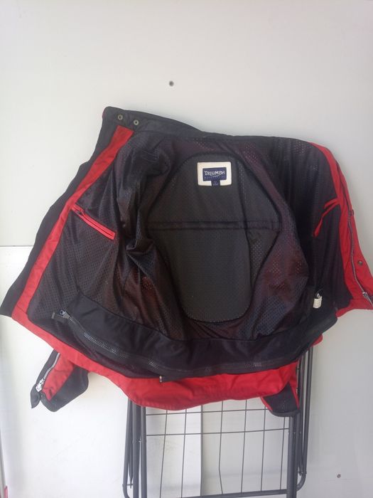 Casaca de mota da Triumph em bom estado