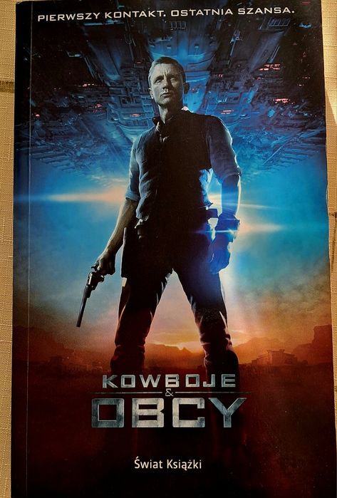 Książki "Akwarium ", "Najemnik ", "Kowboje. Obcy".