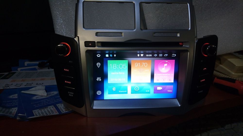 Auto-rádio 2 din android 14 p/ Toyota Yaris 2005 a 2011