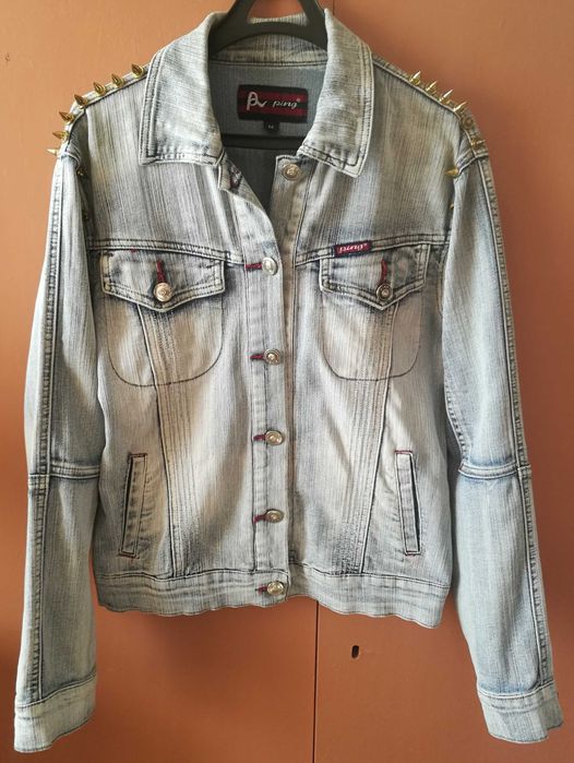 Kurtka jeans ćwieki złote