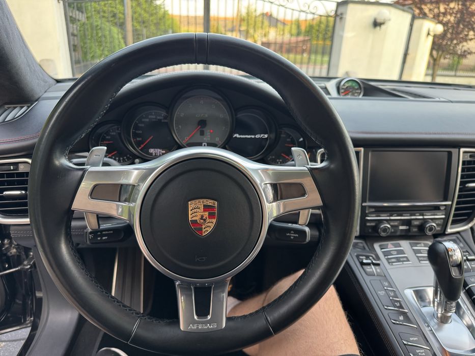 Porsche Panamera GTS 2014r