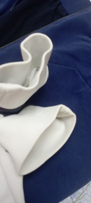 Продам  кофту мужскую Stefano Ricci