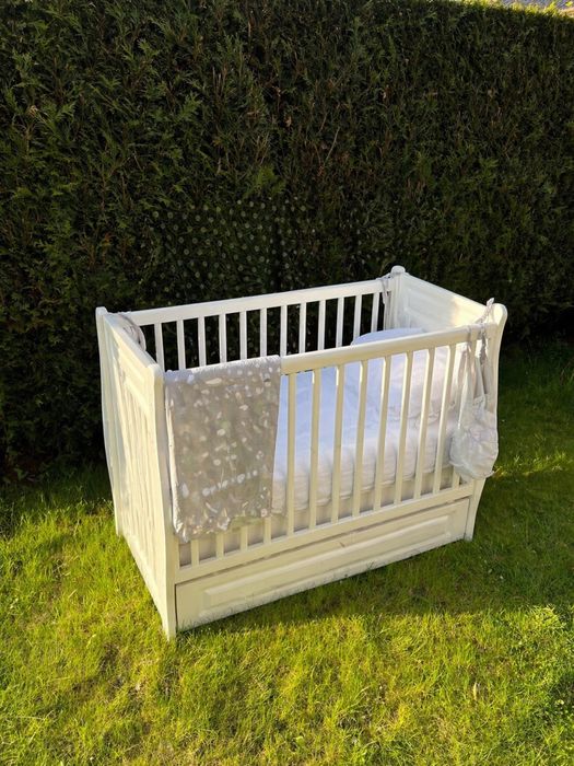 Łóżeczko doa dziecka białe