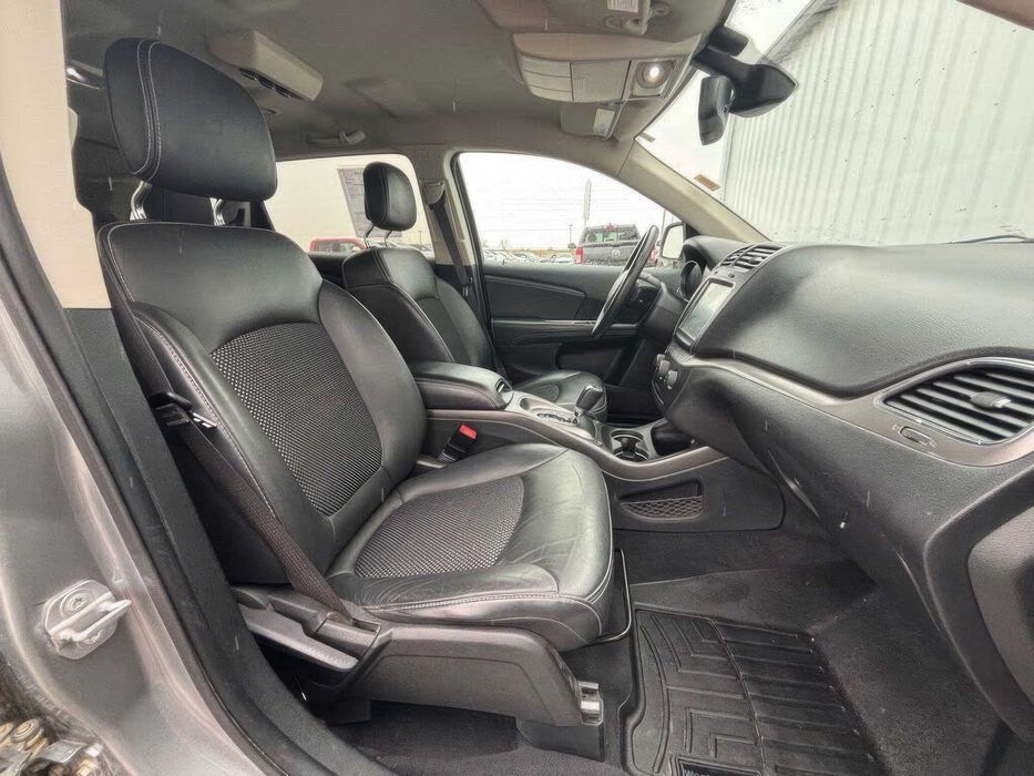 Dodge Journey Crossroad      2019