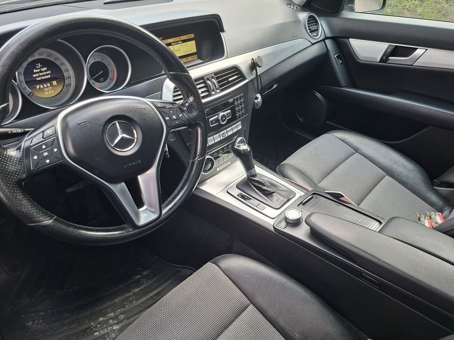 Mercedes C 180 Avantgarde pakiet AMG 1.8 Benzyna Automat