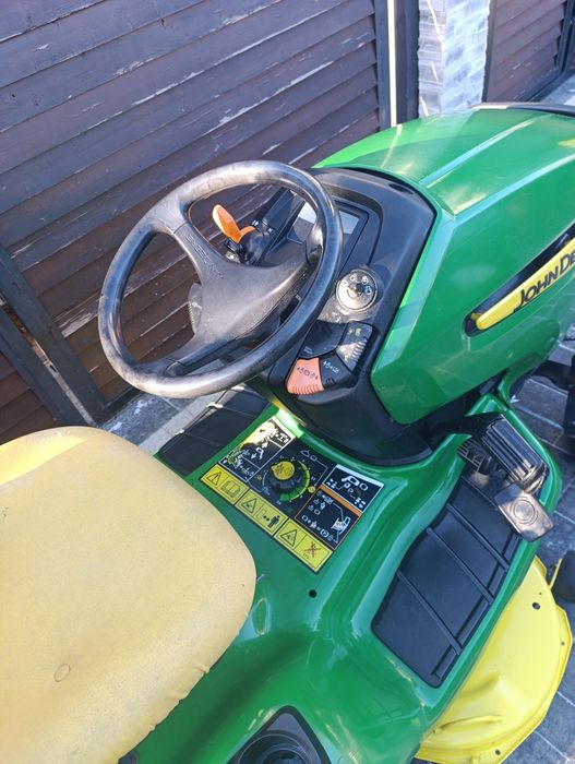John Deere x305r kawasaki FS600v 17km v twin