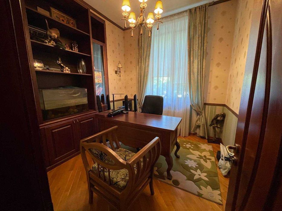 Продаж приватного будинку в Космічному районі