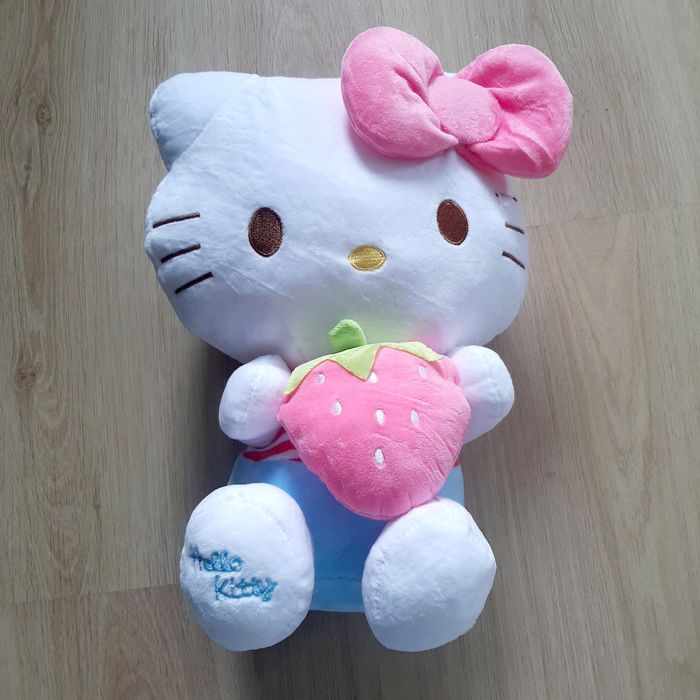 Maskotka Hello Kitty ok 30cm nowa