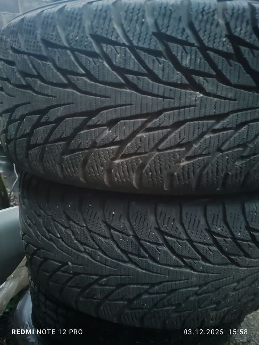 Шини 215/45/17 зима