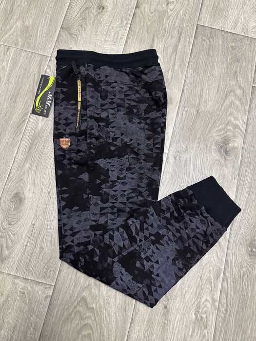 Трикотажні спортивні штани на манжеті XL трикотаж