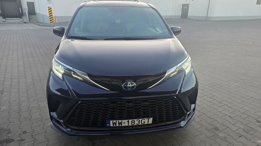 Toyota Sienna Toyota Sienna XSE 2023 (produkcja Lipiec 2023)  2.5L Hybrid