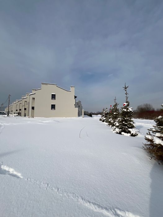 Продаж котеджів у Малехові