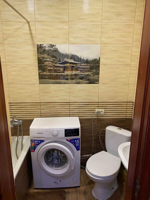 Сдам посуточно 1-комнатную квартиру в Центре, рядом сквер Стрелка