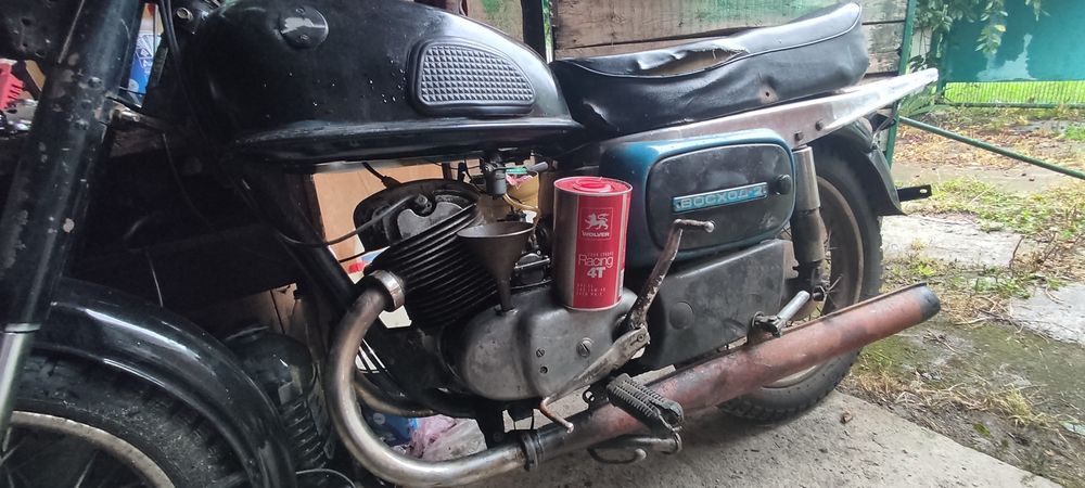 Продам мотоцикл восход 2