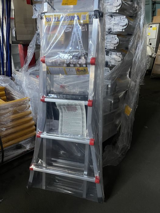 Драбина-стремянка  SVELT SCALISSIMA універсальна телескопічна