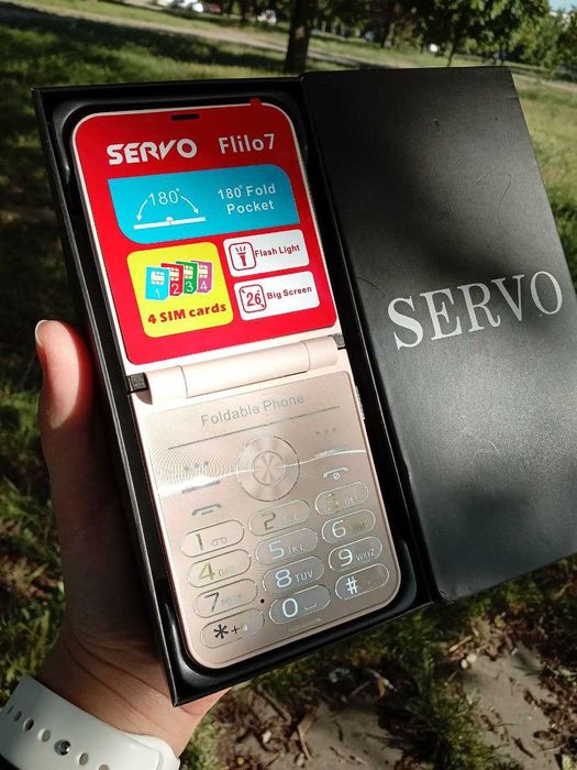 Мобільний телефон смартфон Servo 4 SIM- екран 2,6'', 4 SIM, 1200 мАг