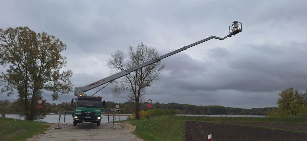 Wynajem zwyżki podnośnika koszowego 24h/7 Płońsk Wyszogród Legionowo