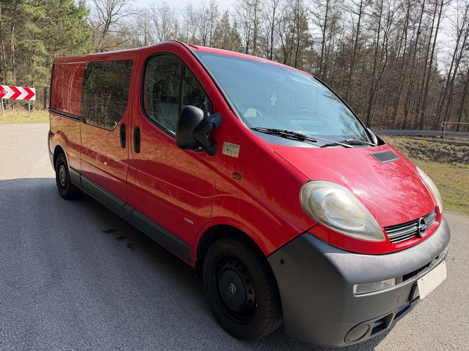 Opel Vivaro 2,5 CDTI 6 OSÓB long brygadówka WEBASTO BRYGADÓWKA