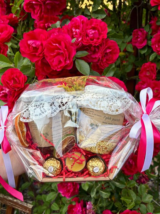 Miód, pyłek pszczeli, upominki