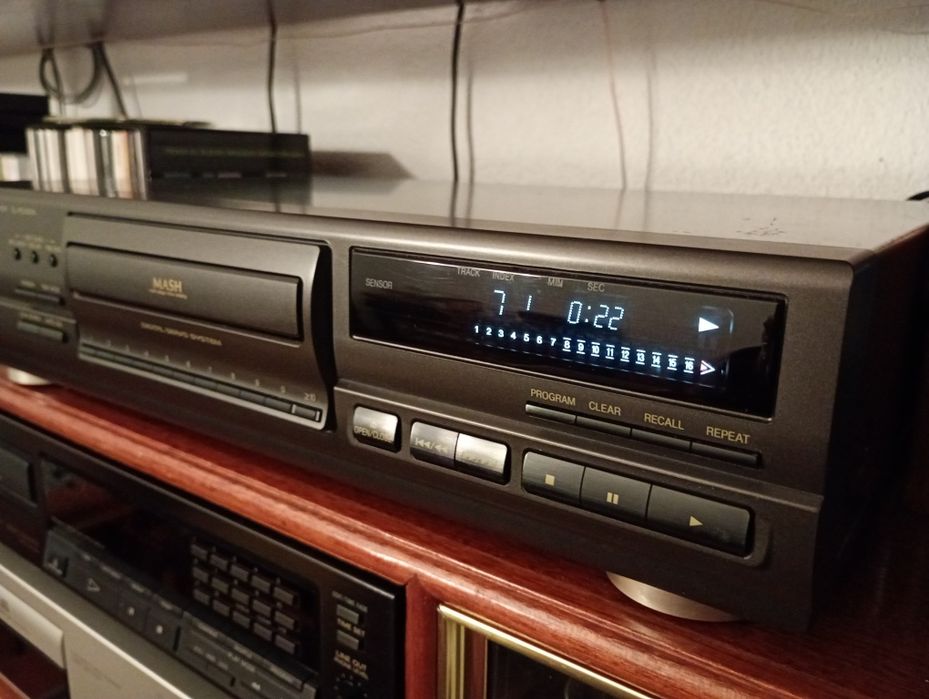 Leitor de cd Technics SL-PG580