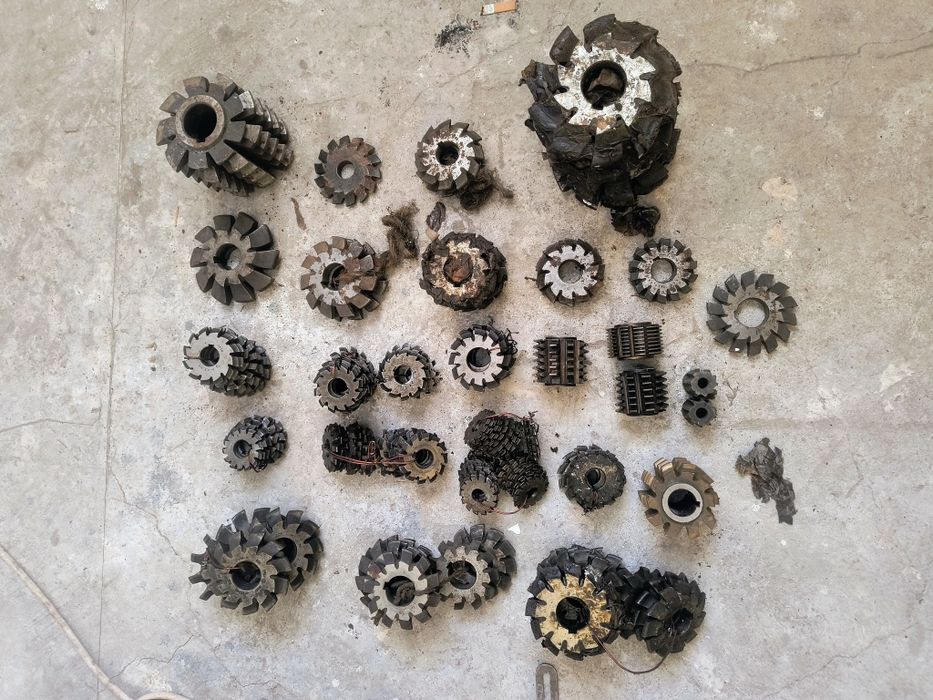 Продам токарні фрези