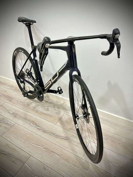 Bicicleta estrada Superior x-road carbono disco