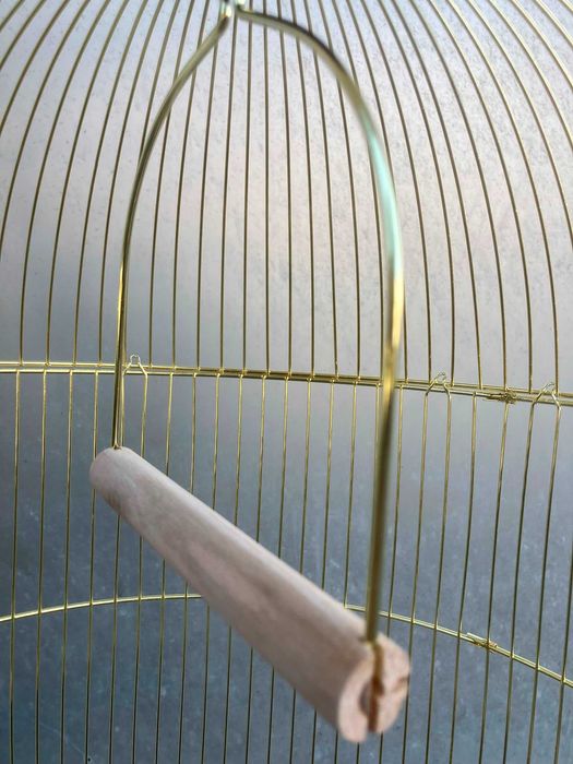 NOVO - Gaiola Redonda Dourada para Aves – 70 cm de Altura