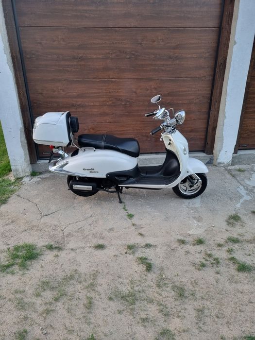 Skuter Retro  50 4t Chromy Biały połysk  Kufer Dowóz Tanio Polecam!!!