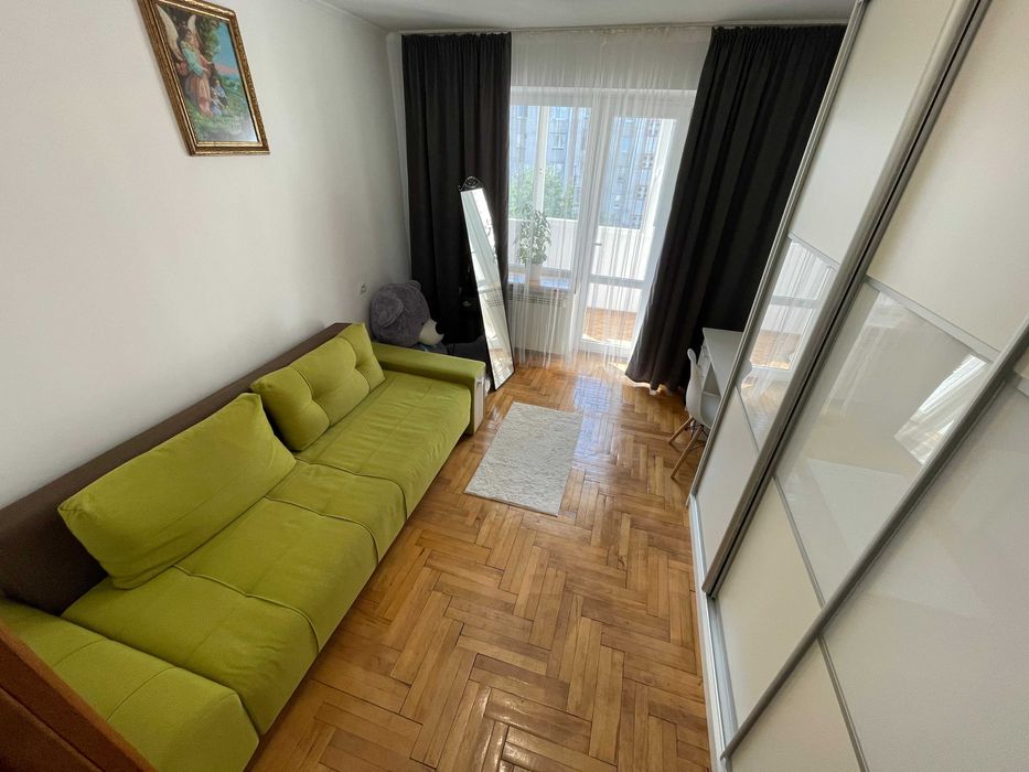 Продам 3 кімнатну квартиру 73 кв.м. м. Новояворівськ!