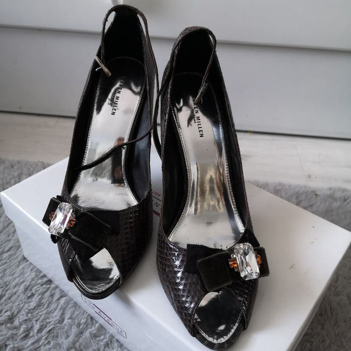 Przepiękne szpilki renomowanej firmy Karen Millen