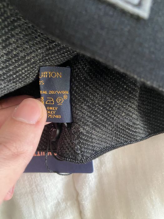 Conjunto gorro e cachecol da louis vuitton