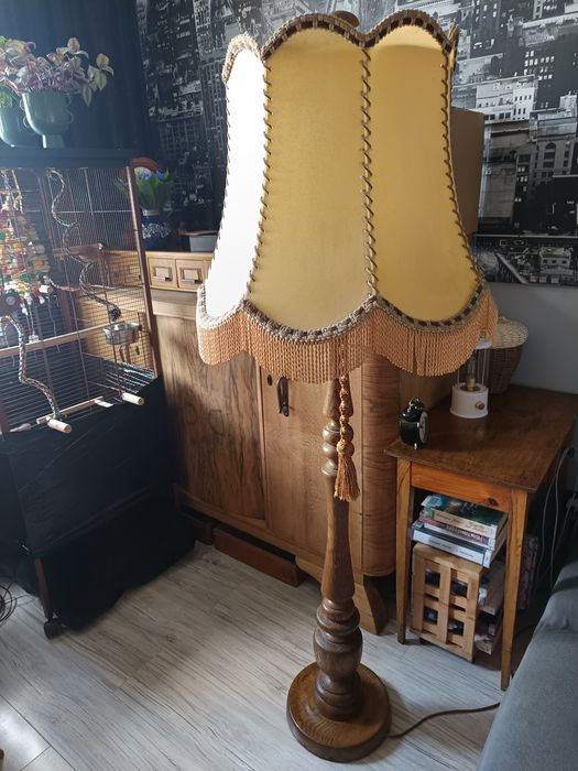 Stara, solidna lampa podłogowa PRL