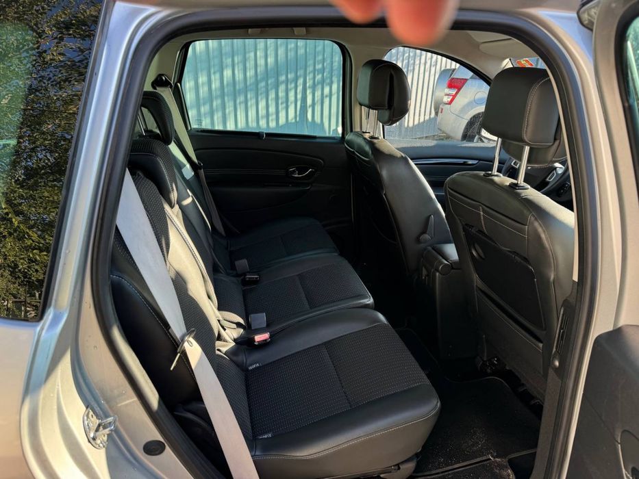 Продам Renault Scenic 2011г. 1.6 дизель, свежепригнан. Обмен, Лизинг