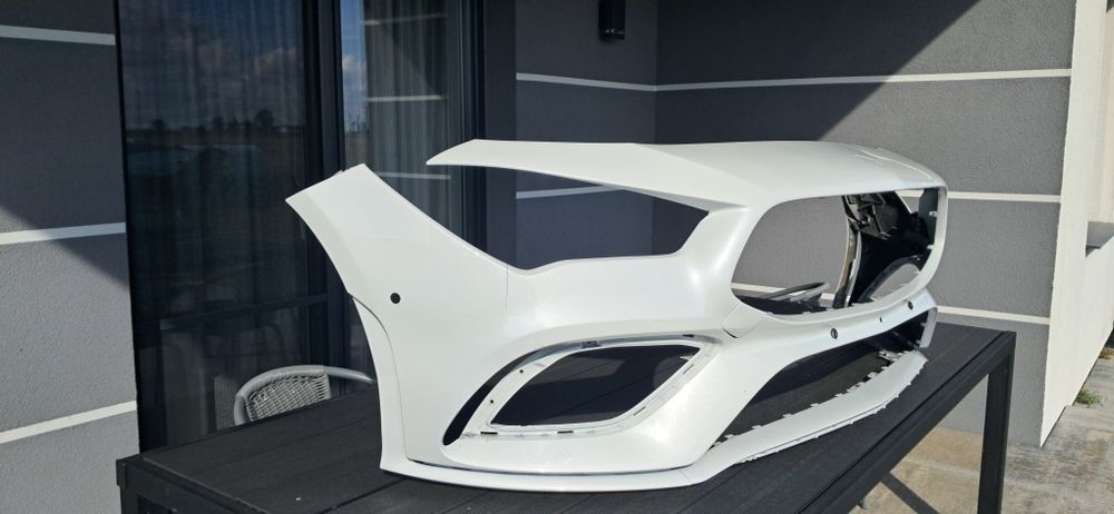 Mercedes cla w 118 prawy bok+przód