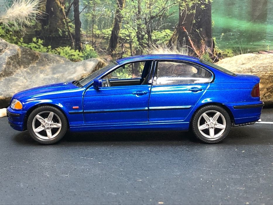 Машинка Welly  BMW