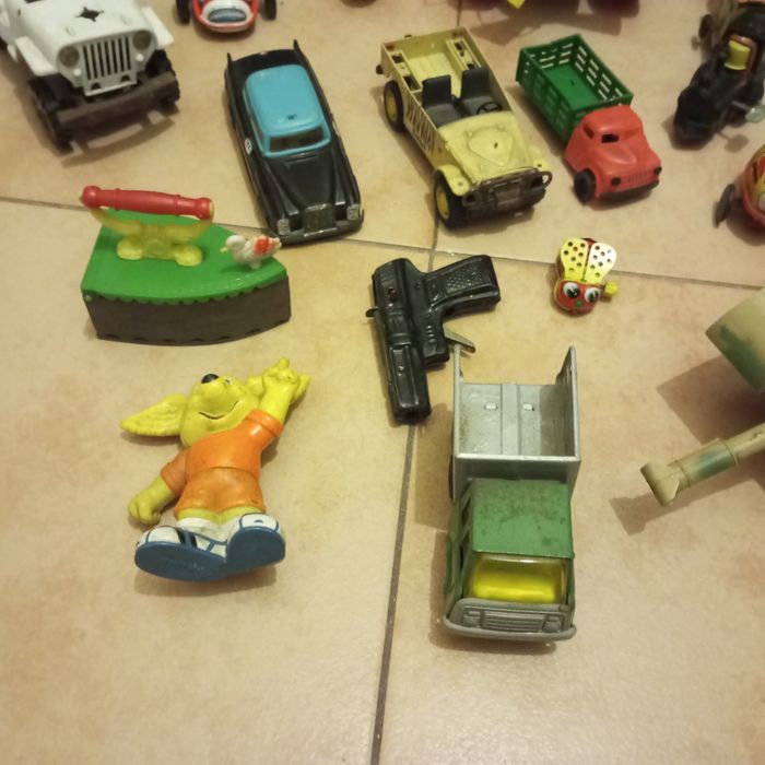 18 brinquedos antigos para restauro