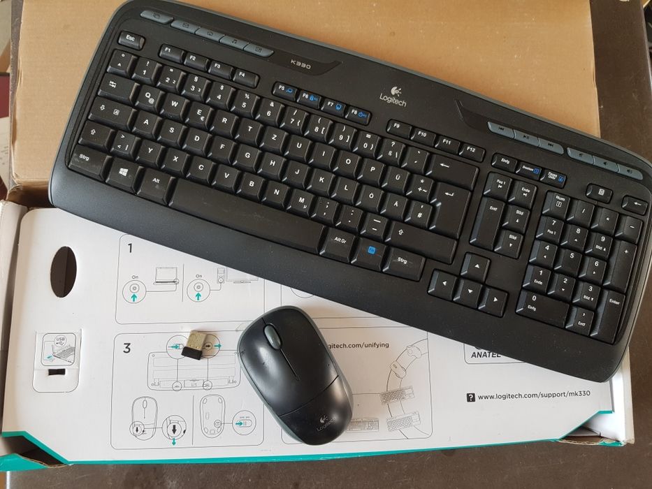 Клавіатура і миша Logitech