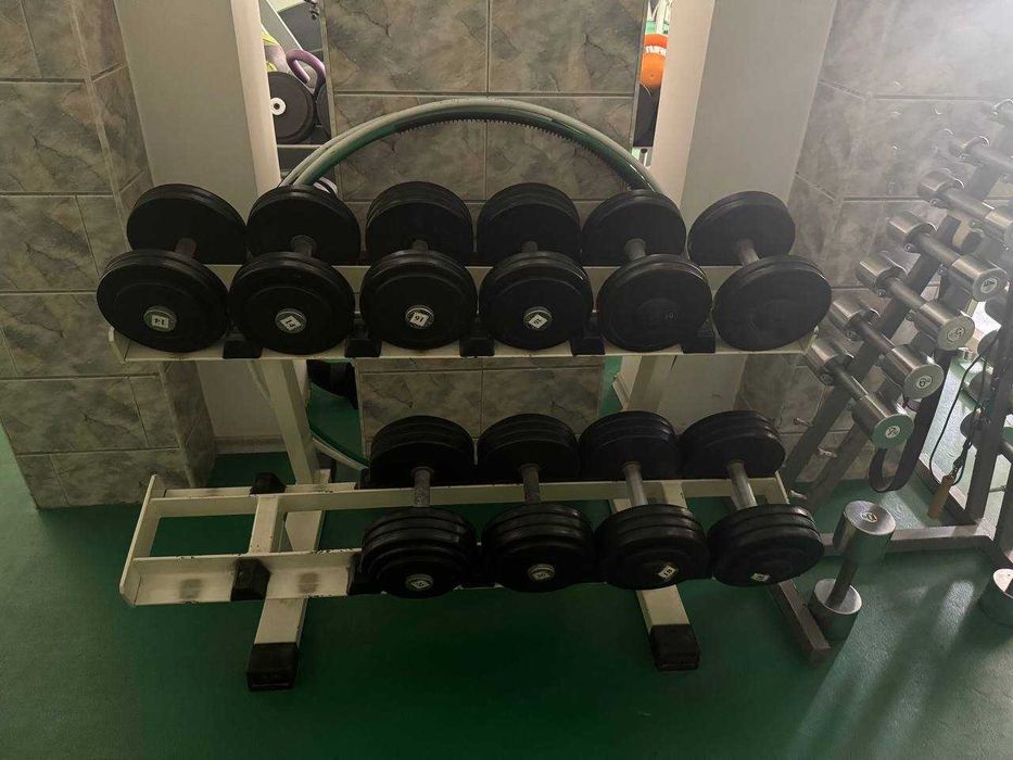 Продам комплект тренажеров для тренажерного зала