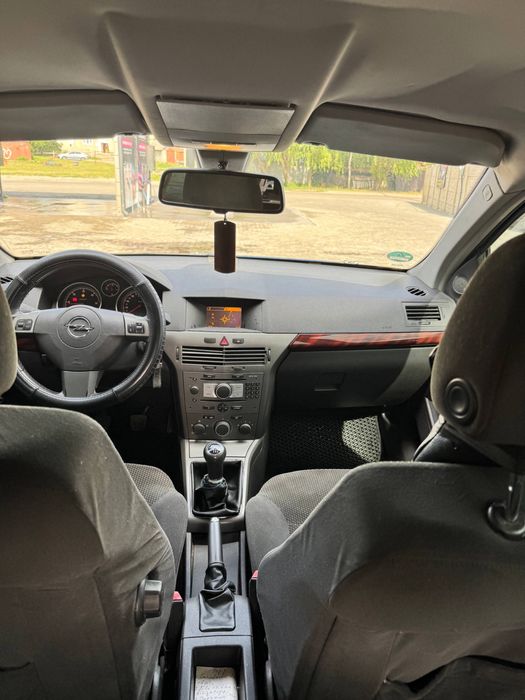 Продам  автомобіль Opel Astra