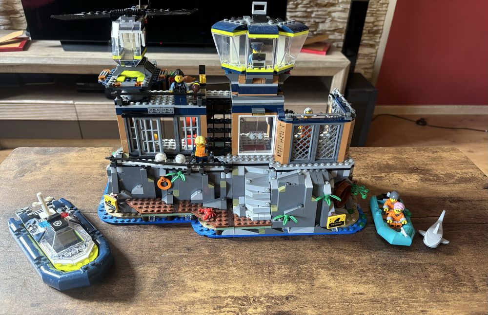 Lego posterunek policji na wyspie wieziennej