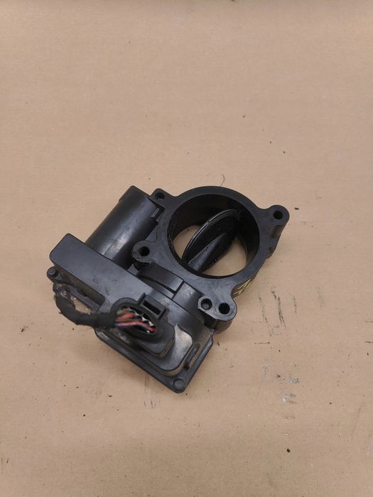 przepustnica volkswagen 1.4 tsi 03c128063b