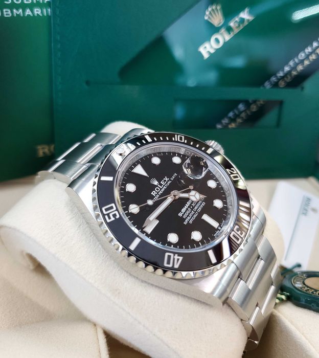 ROLEX SUBMARINER DATE STEEL 40mm cal.3135 ref 116610LN