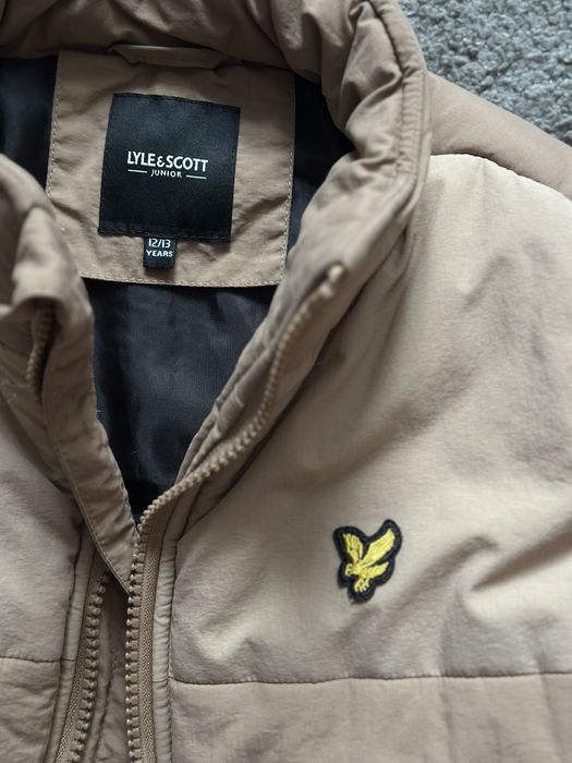 Безрукавка Бежева Lyle&Scott