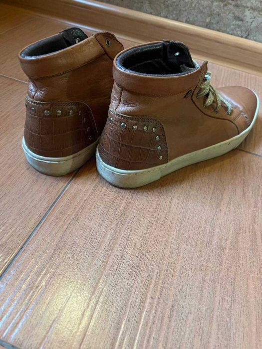 Кеди з натуральної шкіри