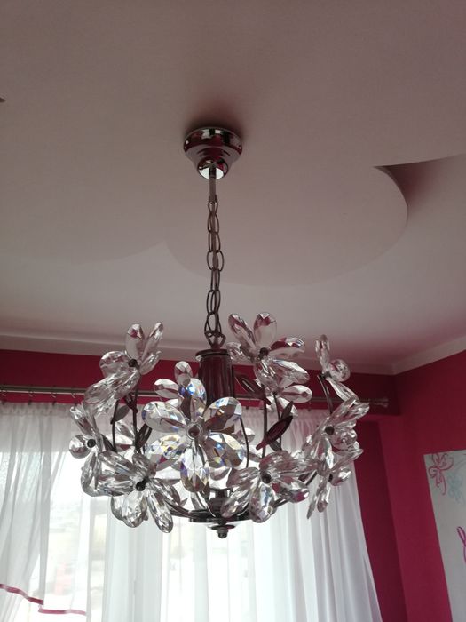 Lampa wisząca w kwiatuszki