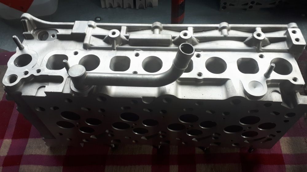 Głowica 2.5 crdi KIA HYUNDAI sorento H1 CARGO HYUNDAI